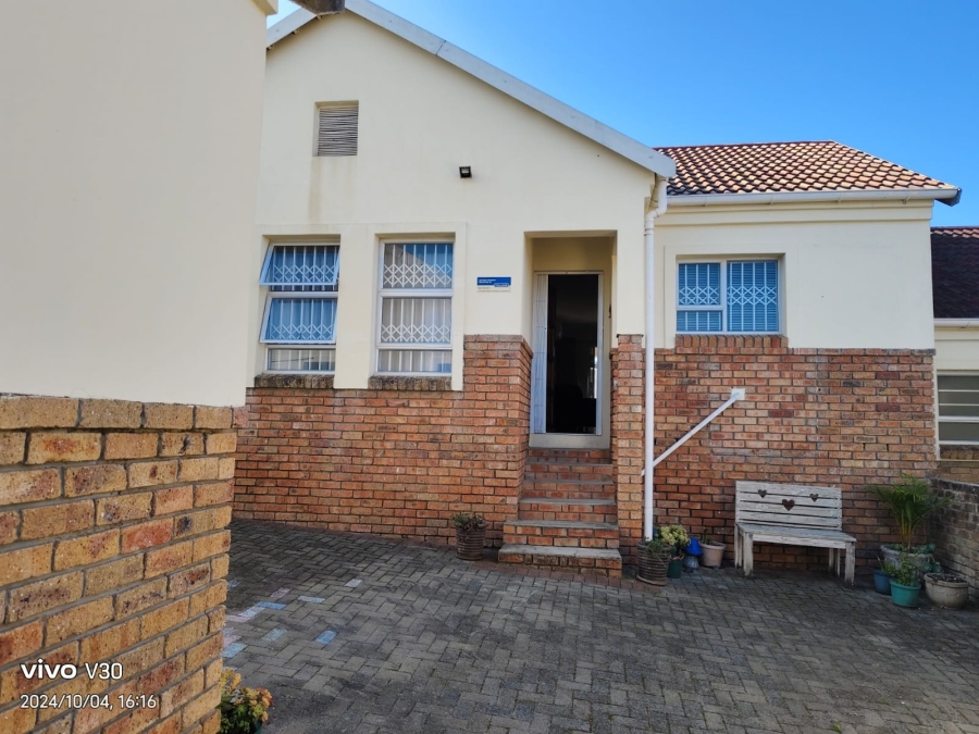 3 Bedroom Property for Sale in Beacon Bay Eastern Cape